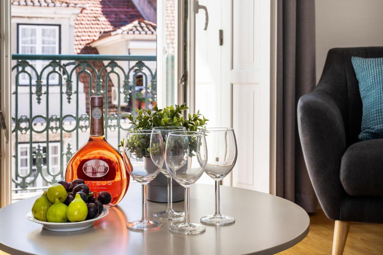 Amazing 1Bdr Apartment In Chiado By Lovelystay Lissabon Buitenkant foto