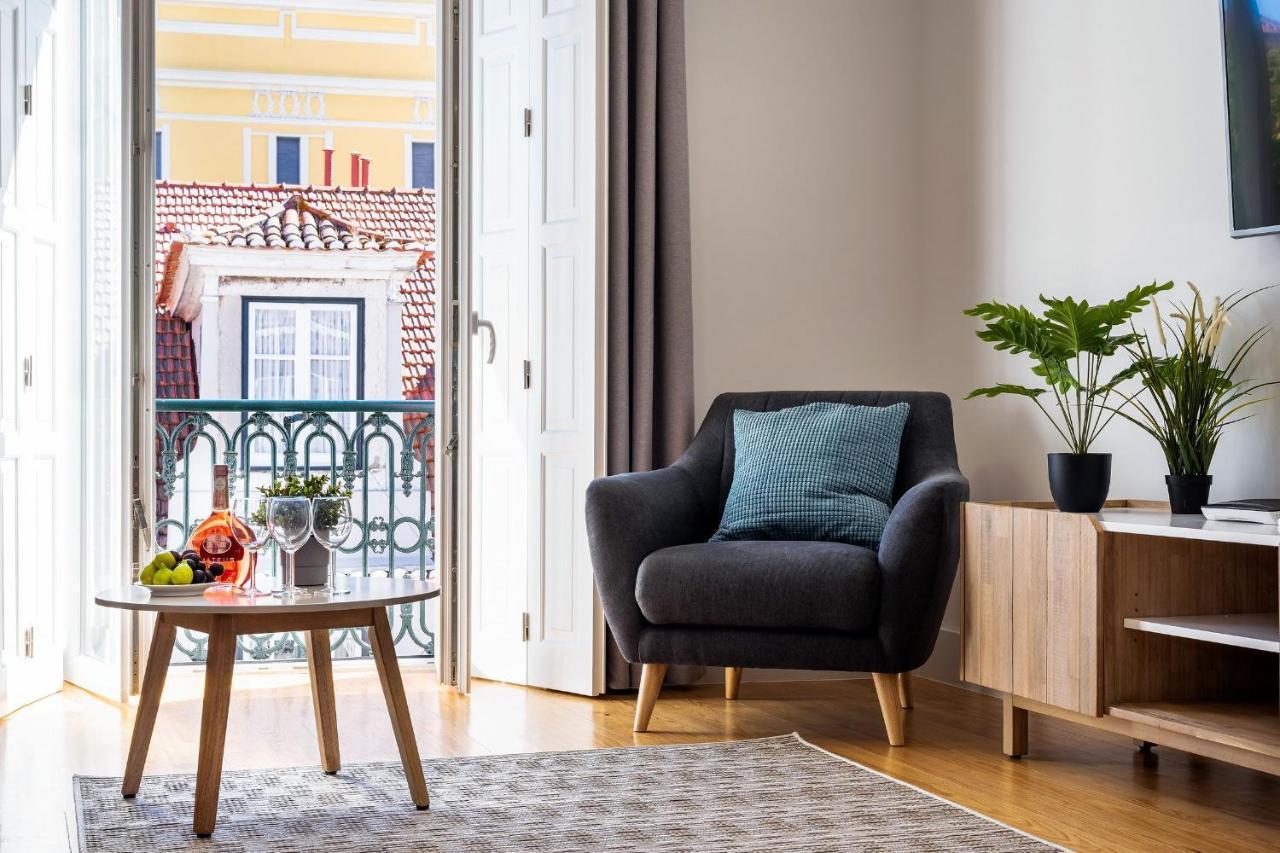Amazing 1Bdr Apartment In Chiado By Lovelystay Lissabon Buitenkant foto